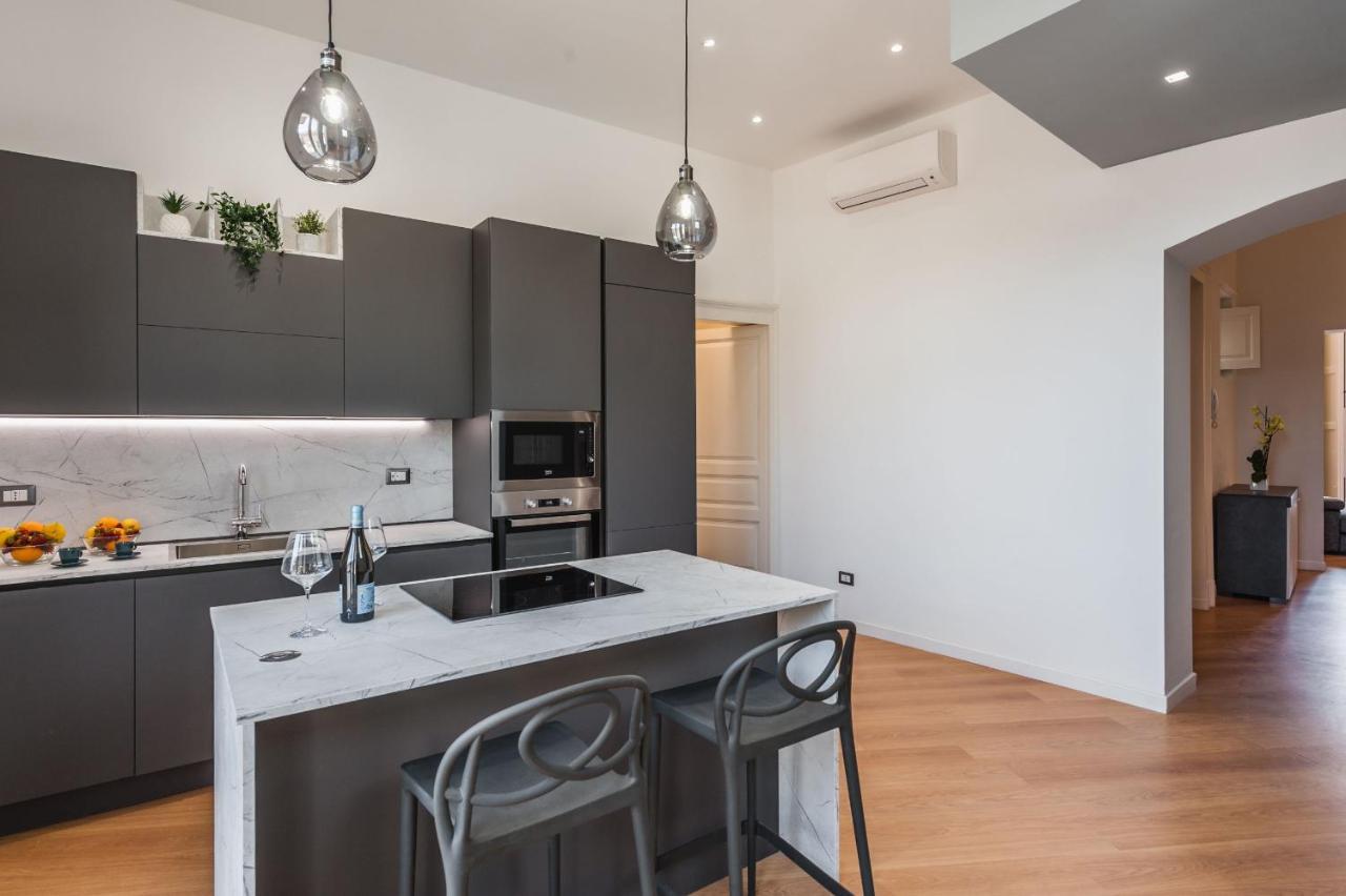 Etnea Modern Apartment By Wonderful Italy คาตาเนีย ภายนอก รูปภาพ