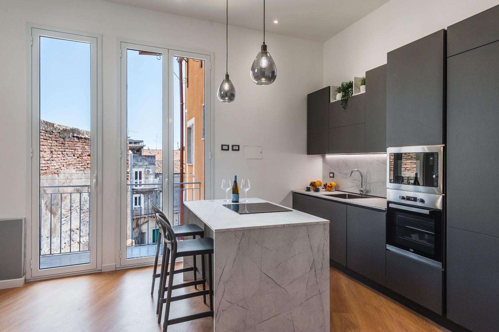 Etnea Modern Apartment By Wonderful Italy คาตาเนีย ภายนอก รูปภาพ